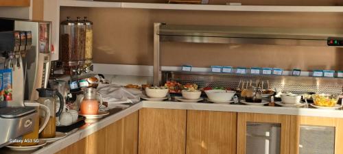 Dapur atau dapur kecil di Lilium Luxury Suites