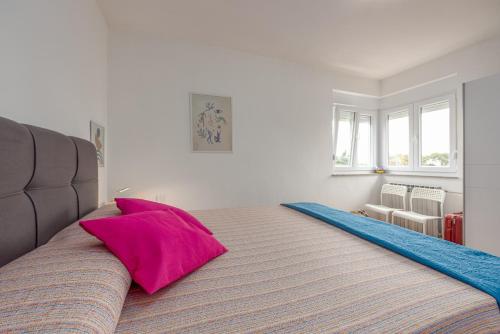 Apartment Marea Seaview 4th floor Free Parking Self Check in