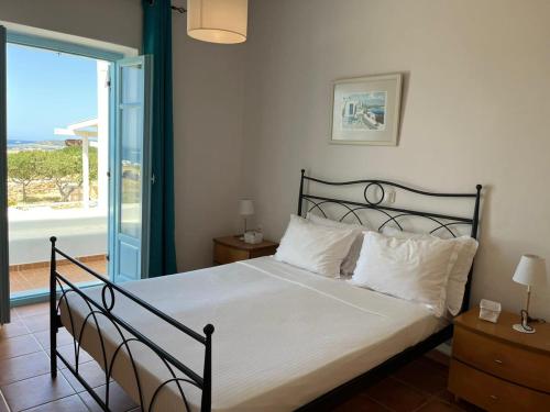Postel nebo postele na pokoji v ubytování Mediterranean Blue Escape