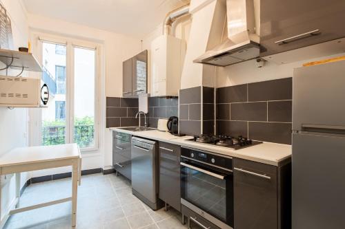 Stylish 2-bedroom apartment near the famous Moulin Rouge