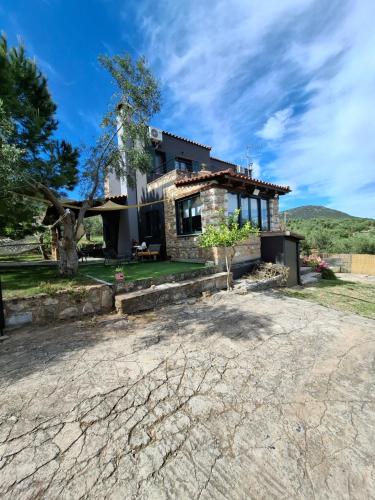 Dimitra's Villa in Evia, Greece