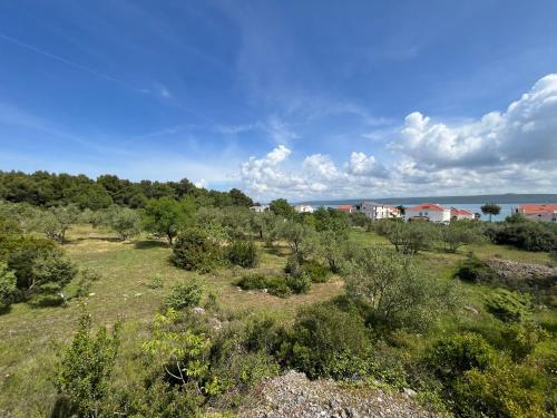 Gallery image of Olives & Figs Retreat by the sea - zen apartments 100 m from the beach in Dobropoljana