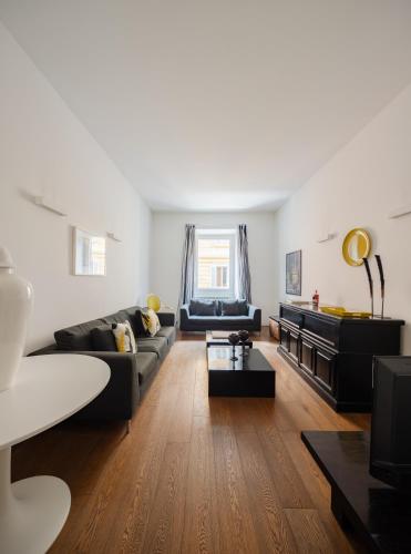 2 bedrooms flat near Via Veneto