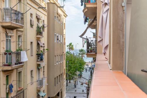 Amazing flat in Barceloneta with private terrace 2-2
