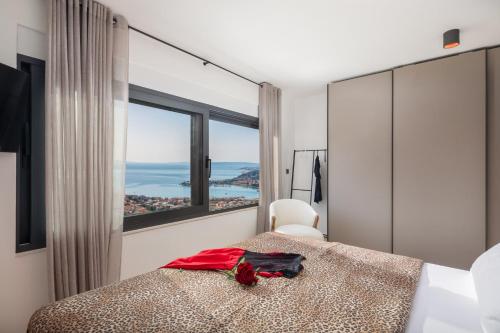 Luxury Villa Cosmopolitan with Pool