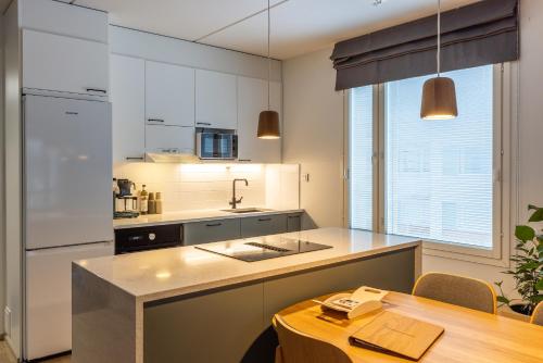 Η κουζίνα ή μικρή κουζίνα στο Luxury Forest Apartment