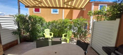 Μπαλκόνι ή βεράντα στο Maison dans résidence CopaCabana