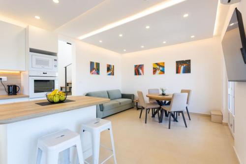 Villa Sea Touch - beachfront, with a heated pool