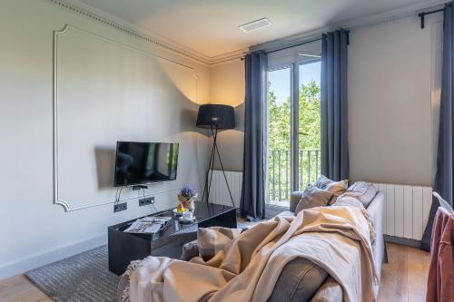 2170 - AB Casa Saltor