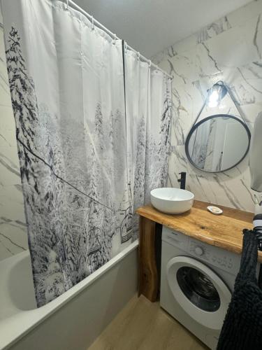 Ένα μπάνιο στο Duplex 8 pers au pied des pistes Valfréjus