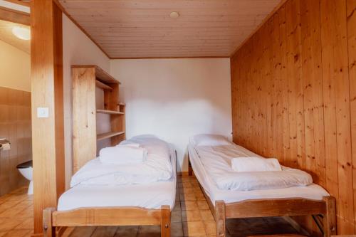 Krevet ili kreveti u jedinici u objektu Studio avec vue sur les montagnes