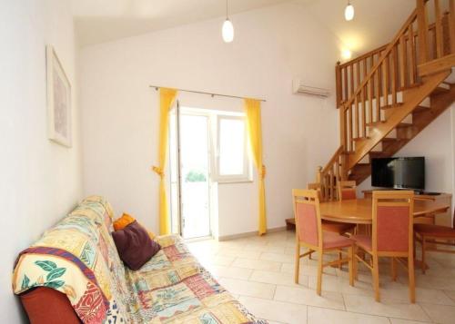 Appartement in Baška - b59613