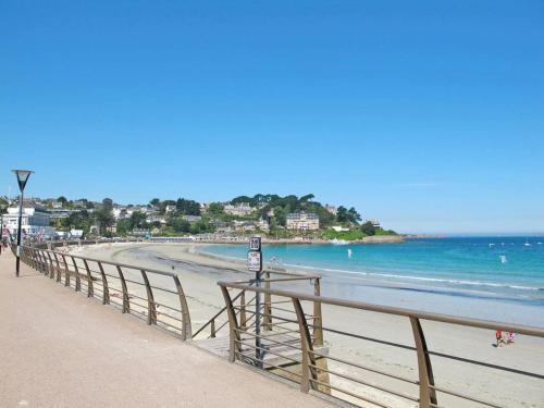 Appartement vue mer avec parking privé et WiFi à Perros-Guirec - FR-1-542-60