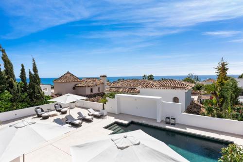 Luxury Villa Near Marbella with Private Pool, Jacuzzi & Modern Amenities
