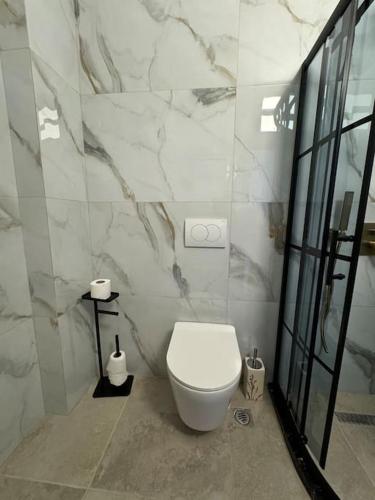 Ванная комната в Sea side Apartment