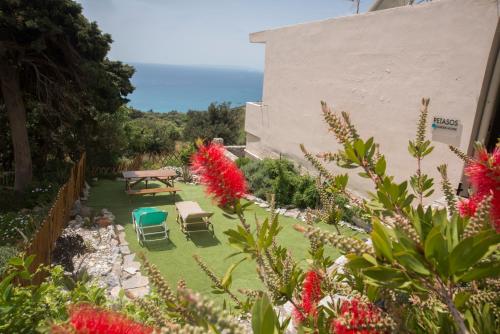 Petasos House, Sea View with Private Garden