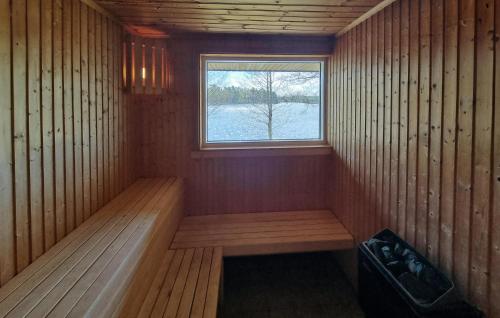 Φωτογραφία από το άλμπουμ του Awesome Home In Gällstad With Sauna σε Dalstorp