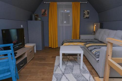 4NORTH Tiny house on the Durmitor's ringにあるベッド