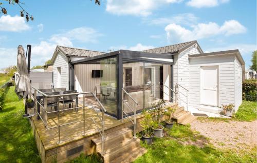 Amazing Home In Hermanville-Sur-Mer