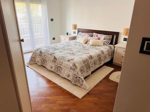 Ένα ή περισσότερα κρεβάτια σε δωμάτιο στο Anna's Home