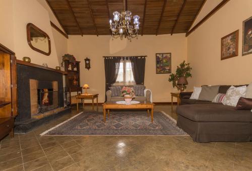 Gallery image of El Zumacal in Valleseco