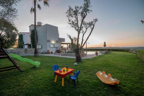 Ο χώρος παιχνιδιού για παιδιά στο Villa Elisabeth
