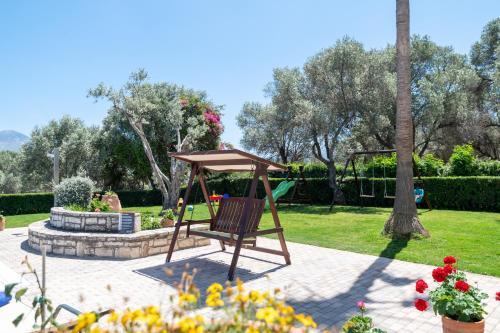 Κήπος έξω από το Villa Elisabeth