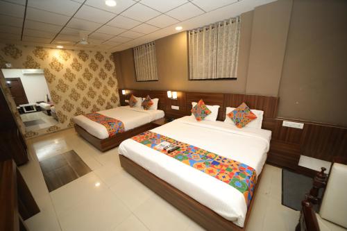 HOTEL DAMANISにあるベッド