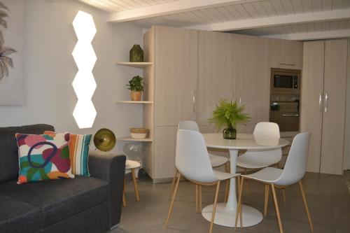Victoria Beach Duplex
