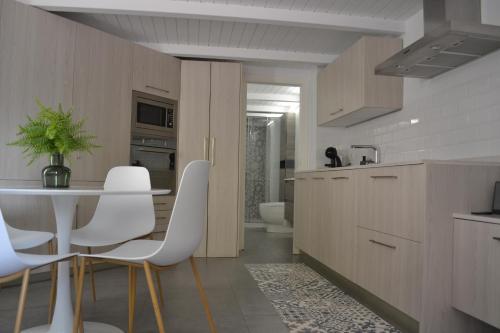 Victoria Beach Duplex