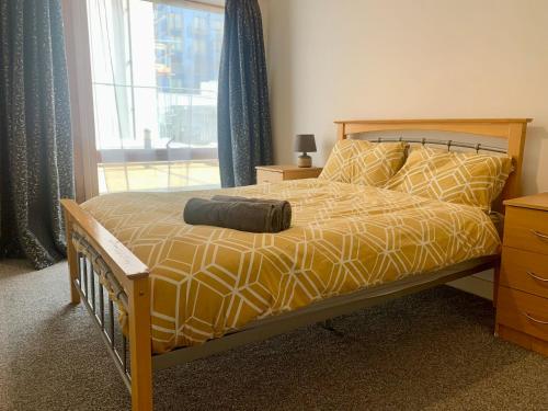 מיטה או מיטות בחדר ב-The SA Suites