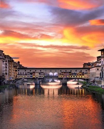 FLORENCE GIANNOTTI HOME