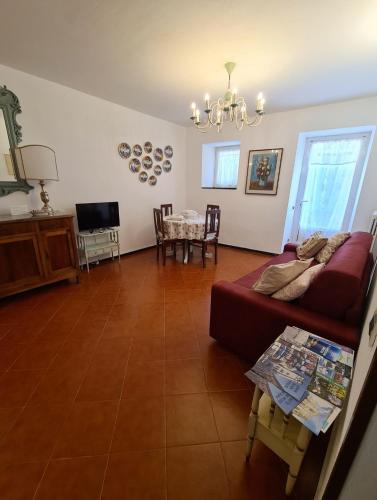 Il Borgo di Raにあるテレビまたはエンターテインメントセンター