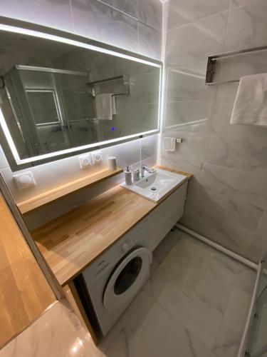 Appartement neuf à louer, Paris Sacré Cœur