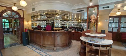 Lounge atau bar di Hotel du Roy