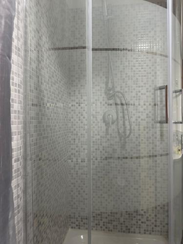 Koupelna v ubytování small luxury torvajanica