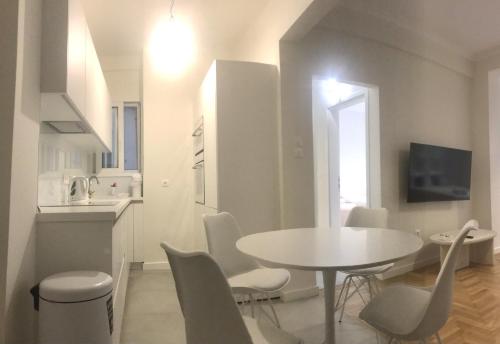 Acropolis Flat