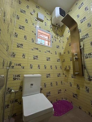 A bathroom at Private room in Rayfied, Jos
