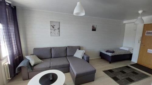 Χώρος καθιστικού στο Great location for WRC Rally and free parking Kotimaailma Apartments