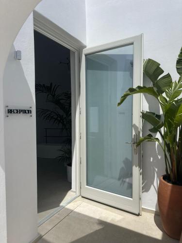 Galeriebild der Unterkunft Omna Caldera Suites in Akrotiri