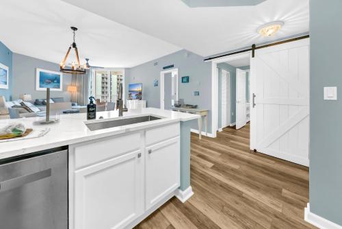 Palms of Destin, Gulf and pool views, Great amenities photo 16