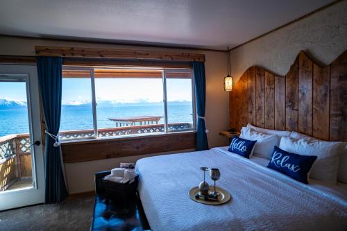 Postel nebo postele na pokoji v ubytování Homer Inn & Spa