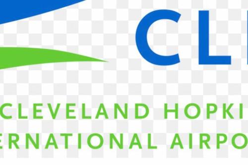 un primer plano del logotipo del aeropuerto internacional de Glezeland Houston en A Classy Uneic Peace en Brook Park