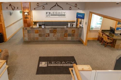 Vstupní hala nebo recepce v ubytování Legacy Vacation Resorts Steamboat Springs Hilltop