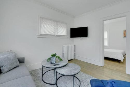 Φωτογραφία από το άλμπουμ του Mayflower 201 Extraordinary 2bd,1bth σε Ρότσεστερ