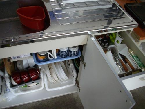 einem offenen Kühlschrank mit viel Essen in der Unterkunft Minpaku KEN HOUSE - Vacation STAY 60980v in Nagahama