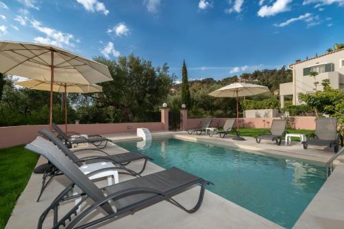 Agapi's Oasis Villa by "elite"