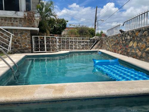 Fotografie z fotogalerie ubytování Casa Teques alberca privada v destinaci Jojutla de Juárez