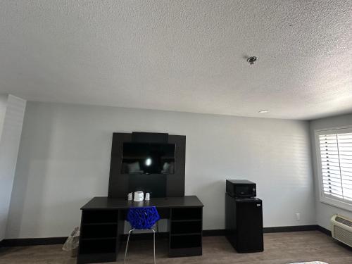 TV a/nebo společenská místnost v ubytování Motel 6-Lebec, CA