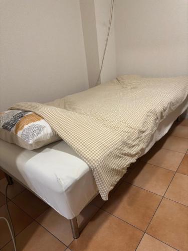 Just renovated 1DK close to Shinsaibashi